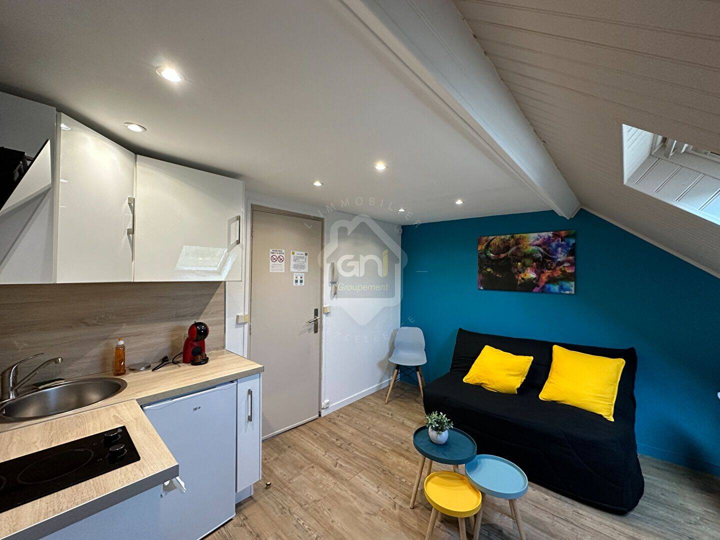 Appartement 1 pièce 11 m² · à Pierrefonds · 11 m² · 420 €