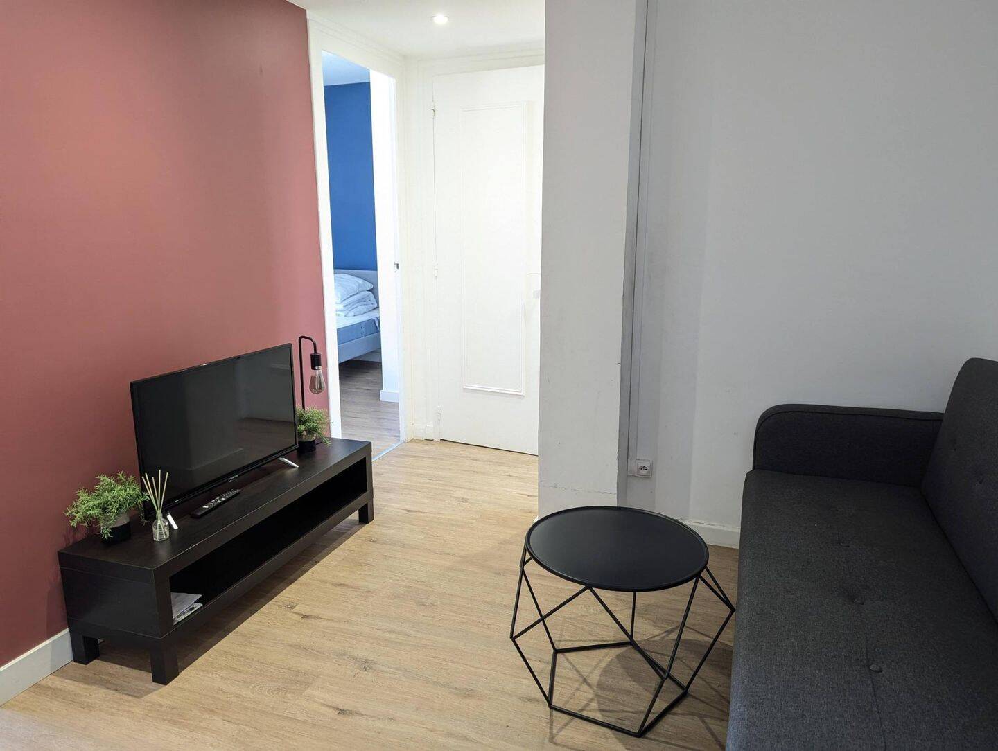 4 pièces 53 m² · à Grenoble · 53 m² · 706 €/mois
