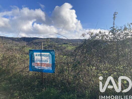 Terrain constructible à vendre 25 000 € 1 447 m² de terrain Lostanges 19500