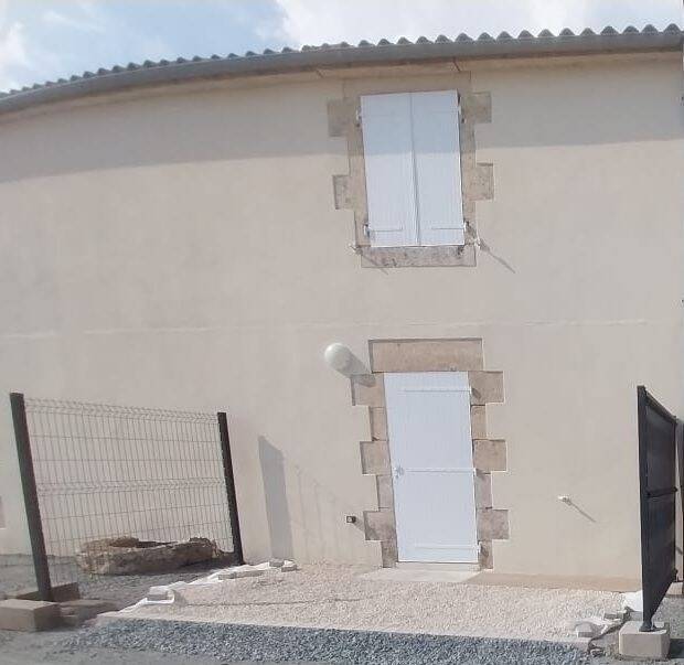 Maison 3 pièces 58 m² · à Fontenay-le-Comte · 58 m² · 680 €