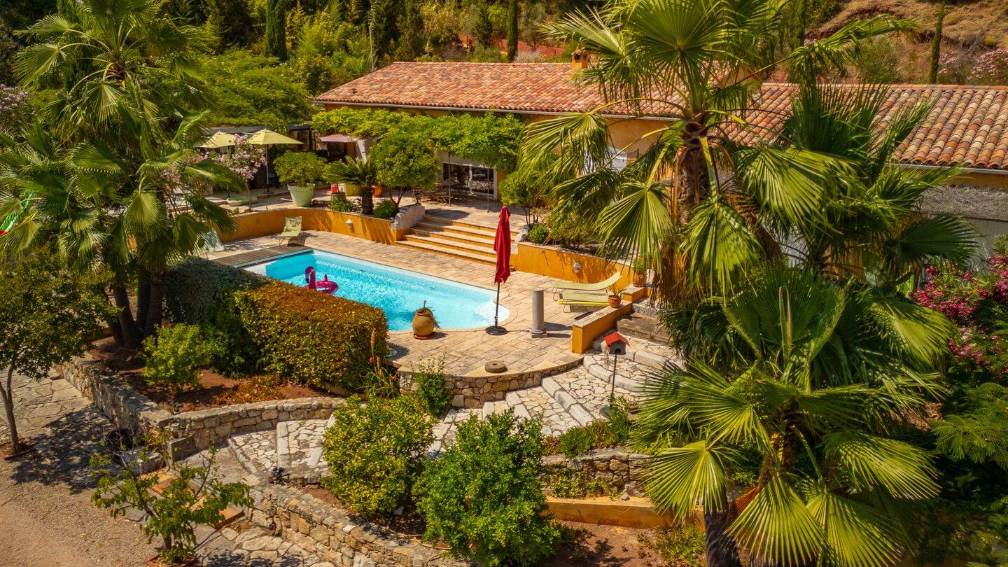 Maison 6 pièces 240 m² · à La Motte · 240 m² · 1 150 000 €