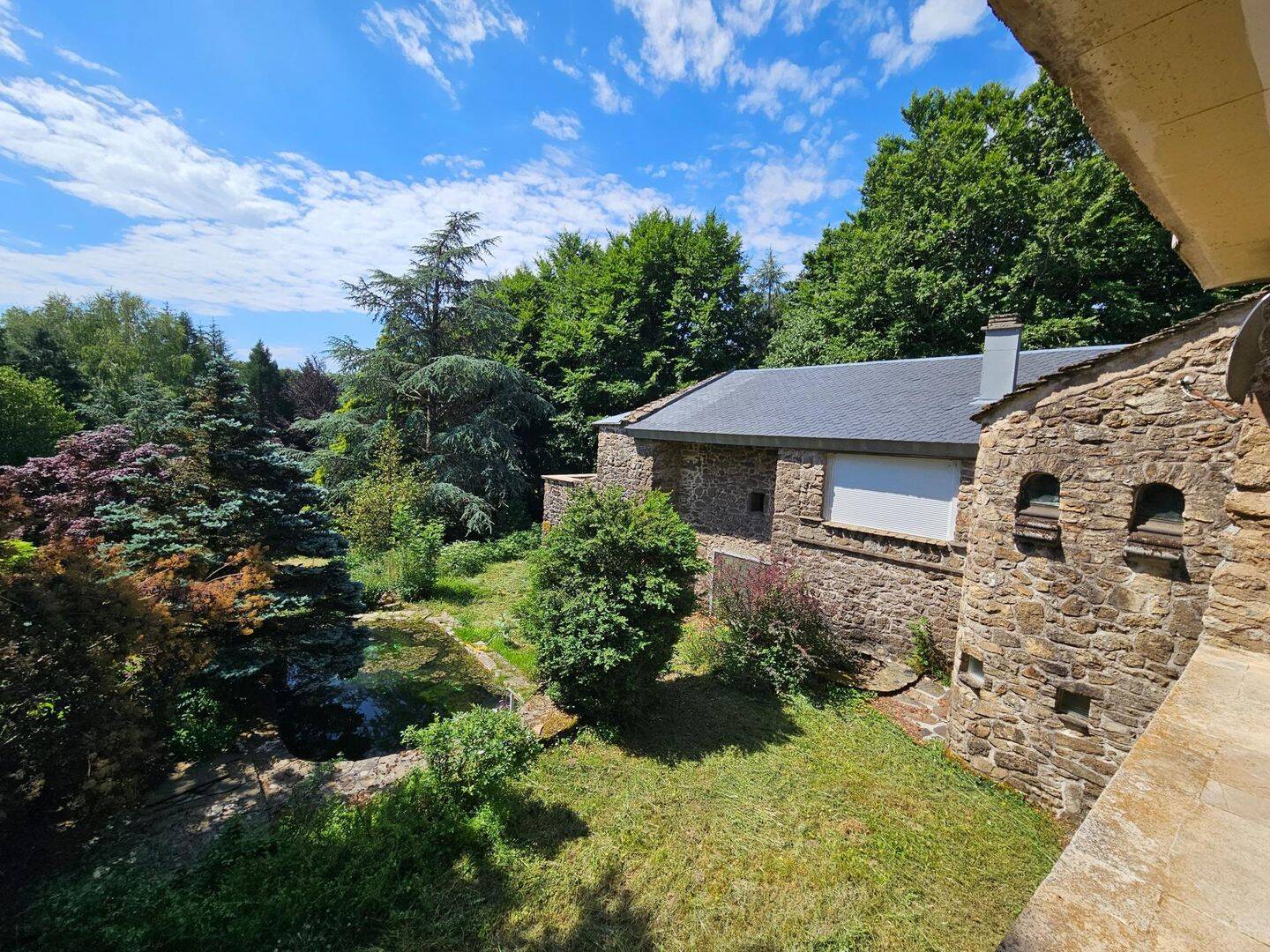 Maison 6 pièces 370 m² · à Murat-sur-Vèbre · 370 m² · 475 000 €