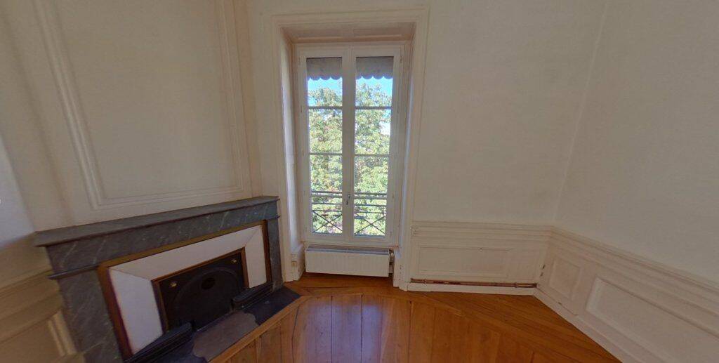 Appartement 3 pièces 79 m² · à Lyon 1er Arrondissement · 79 m² · 990 €