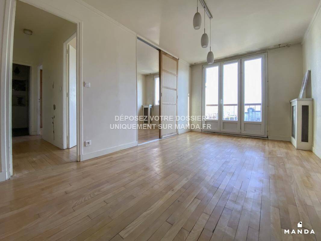 Appartement 3 pièces 47 m² · à Bourg-la-Reine · 47 m² · 1 108 €