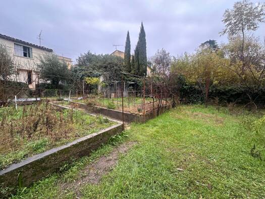 Maison à vendre 200 000 € 5 pièces 3 chambres 88 m² 485 m² de terrain Nîmes 30000