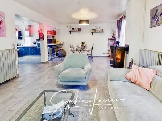 Maison à vendre 336 000 € 4 pièces 3 chambres 90 m² 648 m² de terrain Hédouville 95690