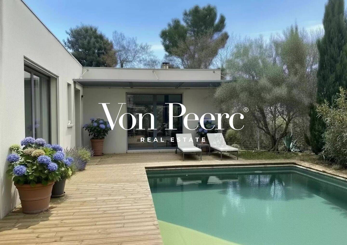 Maison 9 pièces 180 m² · à Villeneuve-lès-Avignon · 180 m² · 698 000 €