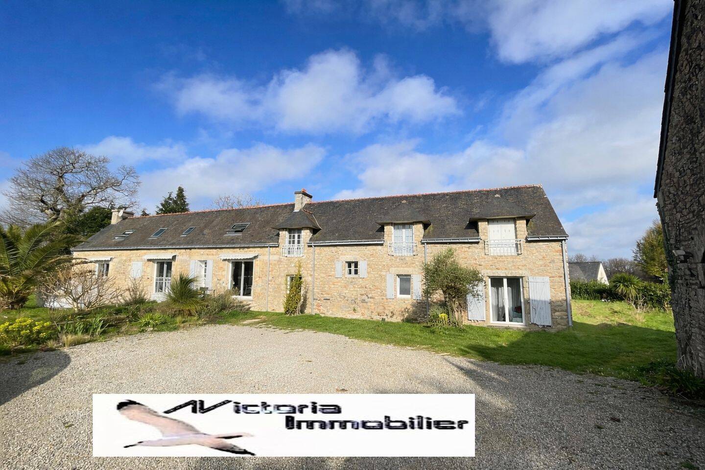 Maison 7 pièces 220 m² · à Cléguer · 220 m² · 367 500 €