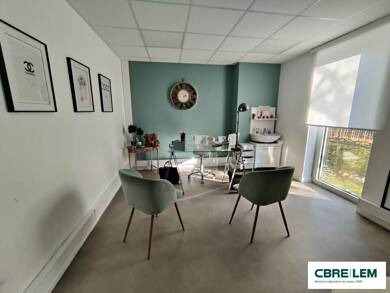 Espace bureau à vendre 624 750 € 166,8 m² de bureaux Sainte Thérèse-Demi Lune Caen 14000
