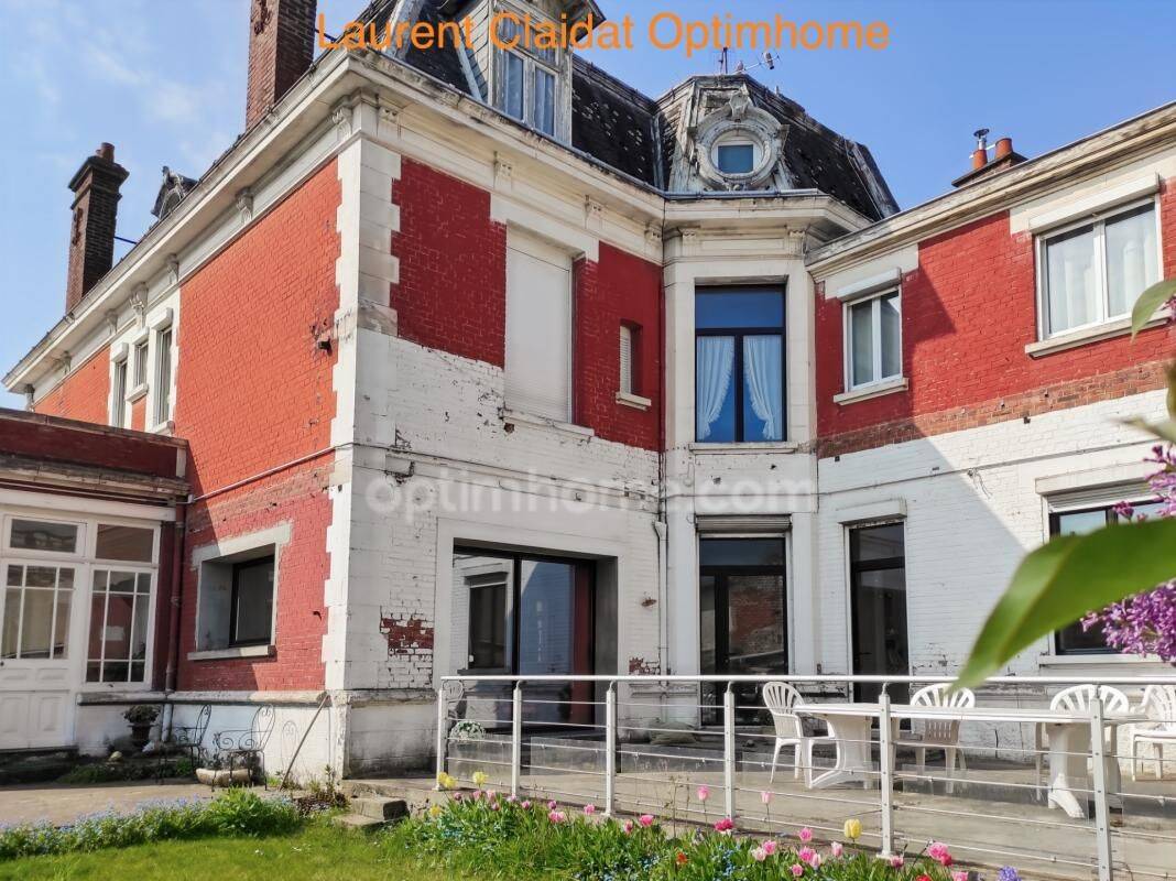 Maison 11 pièces 287 m² · à Saint-Quentin · 287 m² · 247 000 €