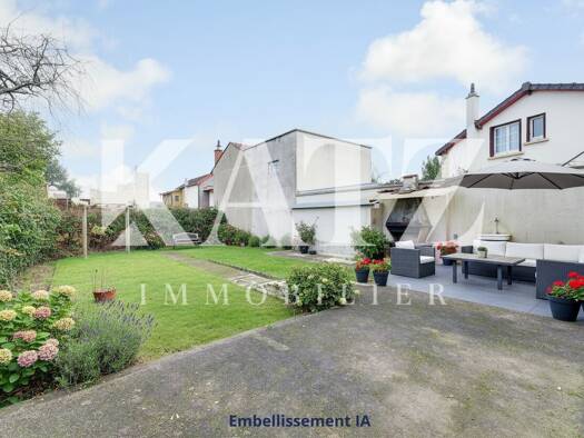 Maison à vendre 929 990 € 7 pièces 4 chambres 267 m² 442 m² de terrain Buzenval Garches 92380