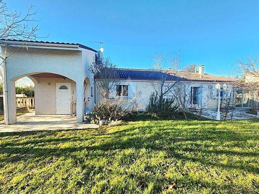 Maison de plain-pied à vendre 469 000 € 5 pièces 4 chambres 164 m² 750 m² de terrain Ouest Saint-Jean 31240