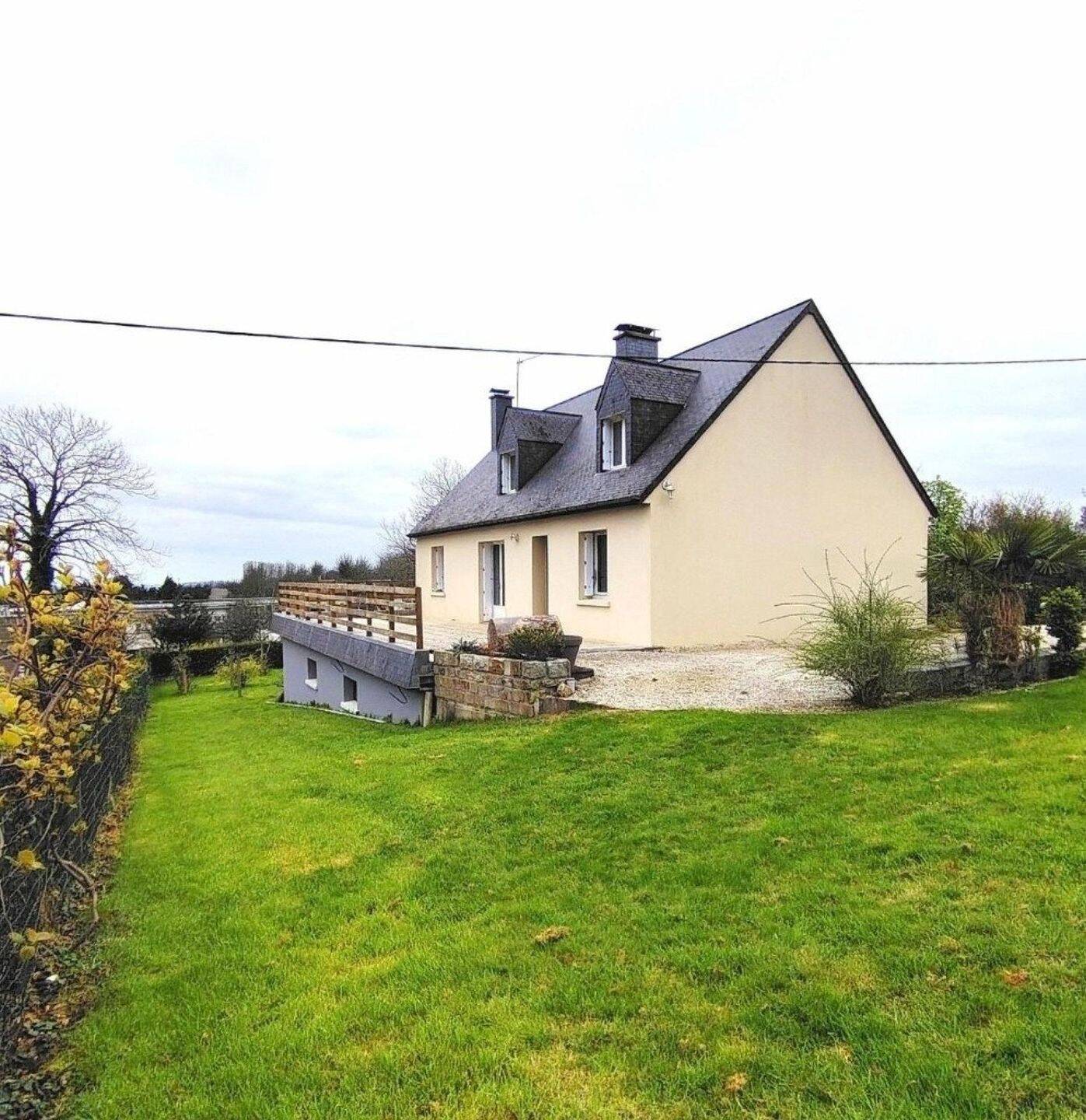 Maison 6 pièces 130 m² · à Mortain-Bocage · 130 m² · 206 800 €