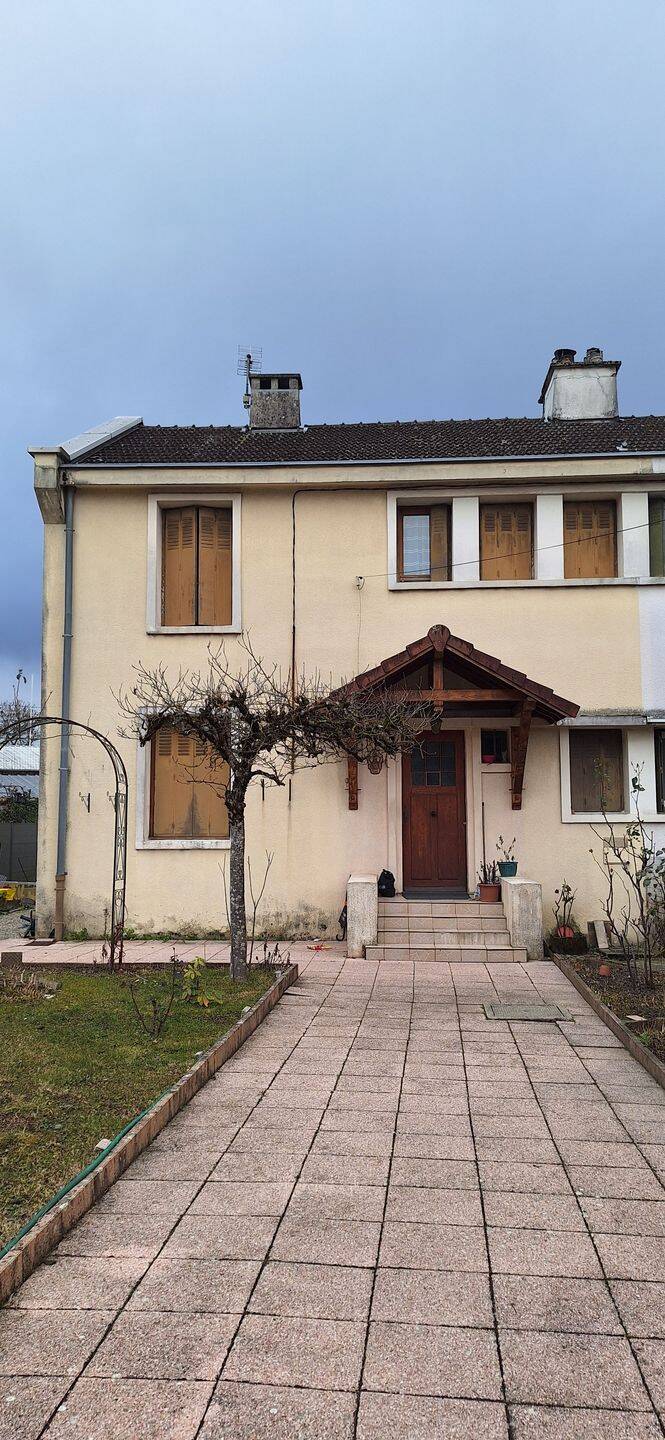 Maison 5 pièces 98 m² · à Villard-Bonnot · 98 m² · 275 000 €
