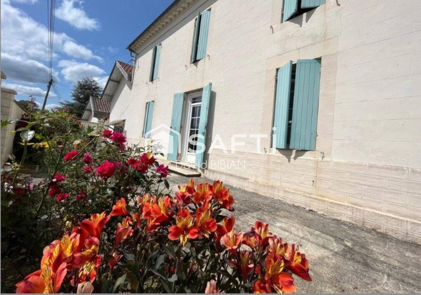 Maison 6 pièces 125 m² · à Mourens · 125 m² · 230 000 €