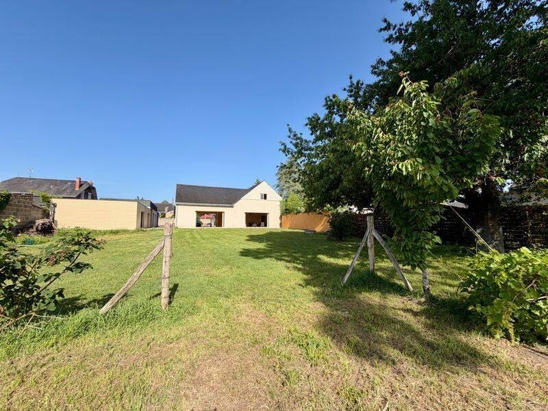 Maison 10 pièces 264 m² · à Tiercé · 264 m² · 633 000 €