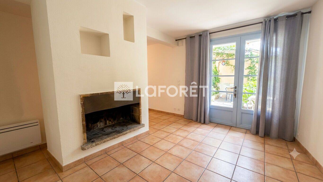 Appartement 3 pièces 53 m² · à Bormes-les-Mimosas · 52,7 m² · 825 €/mois