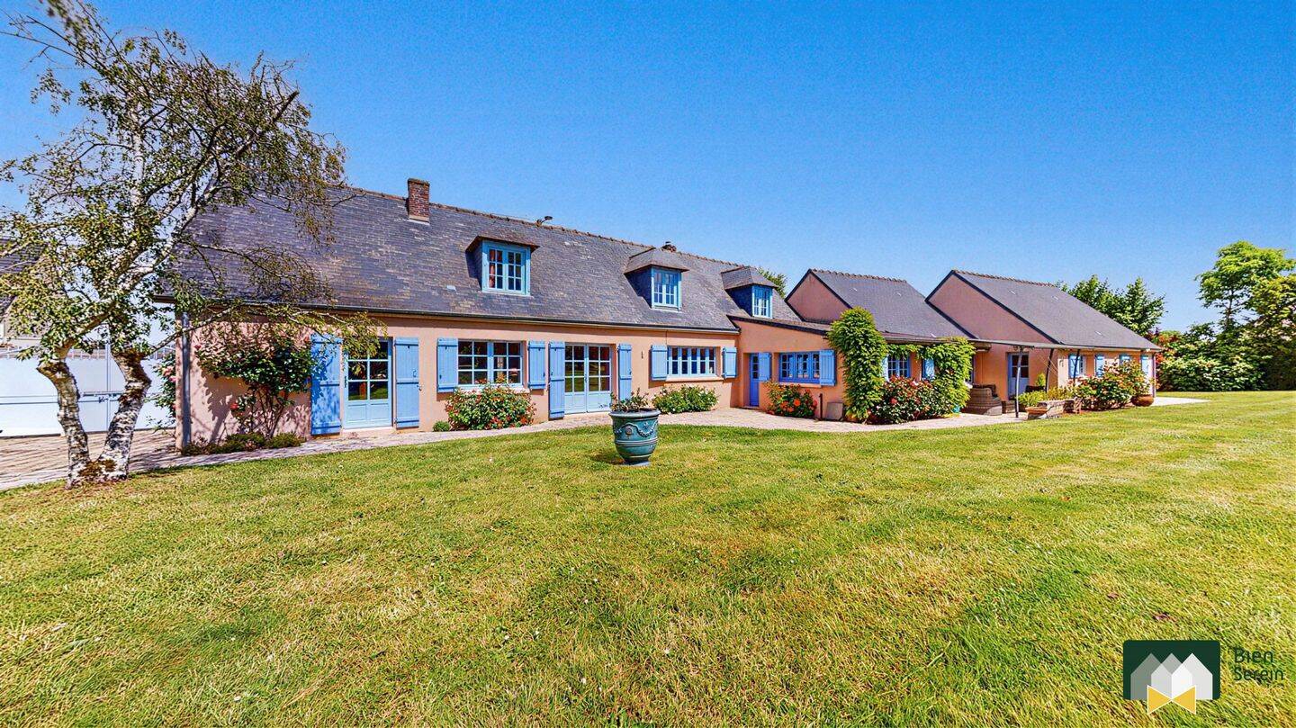 Maison 7 pièces 188 m² · à Saint-Aubin-des-Bois · 188 m² · 399 000 €