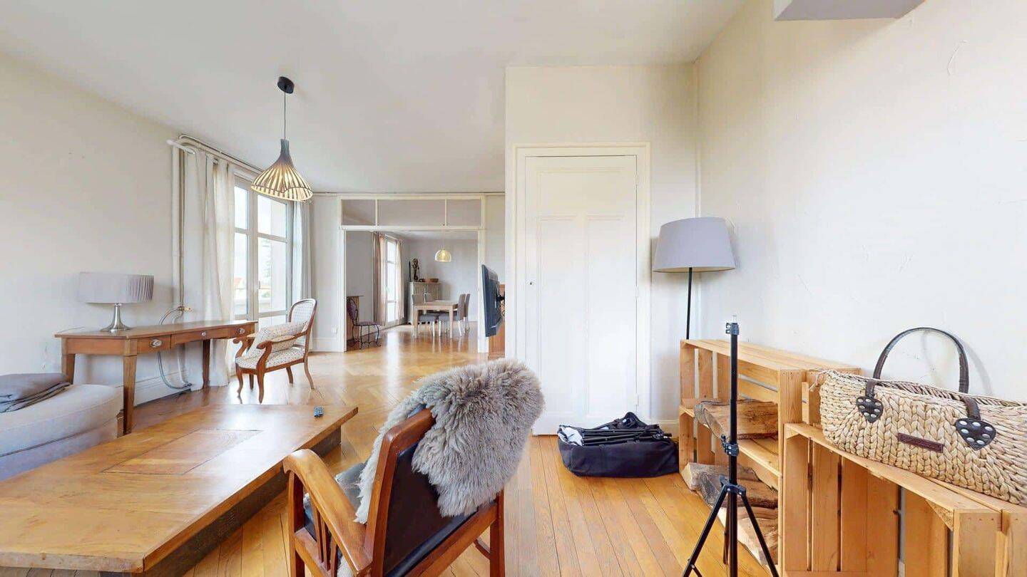Appartement 1 pièce 15 m² · à Sathonay-Camp · 15 m² · 590 €/mois