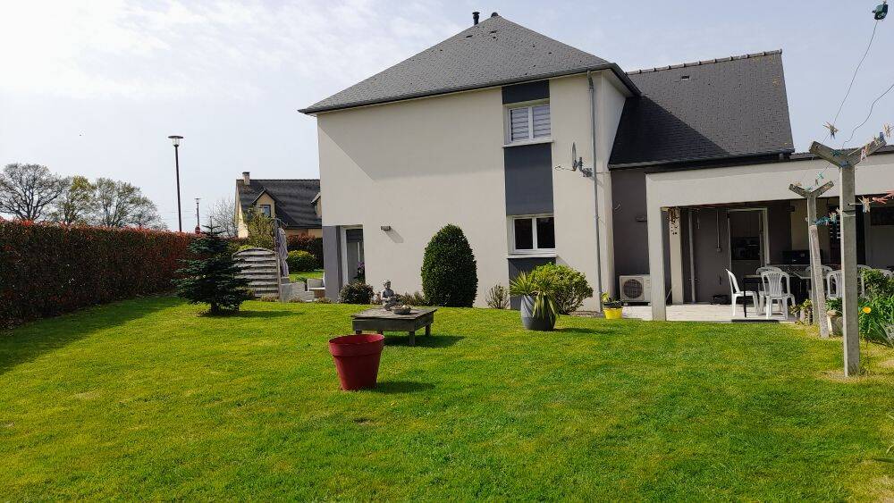 Maison 6 pièces 135 m² · à Parcé · 135 m² · 283 000 €