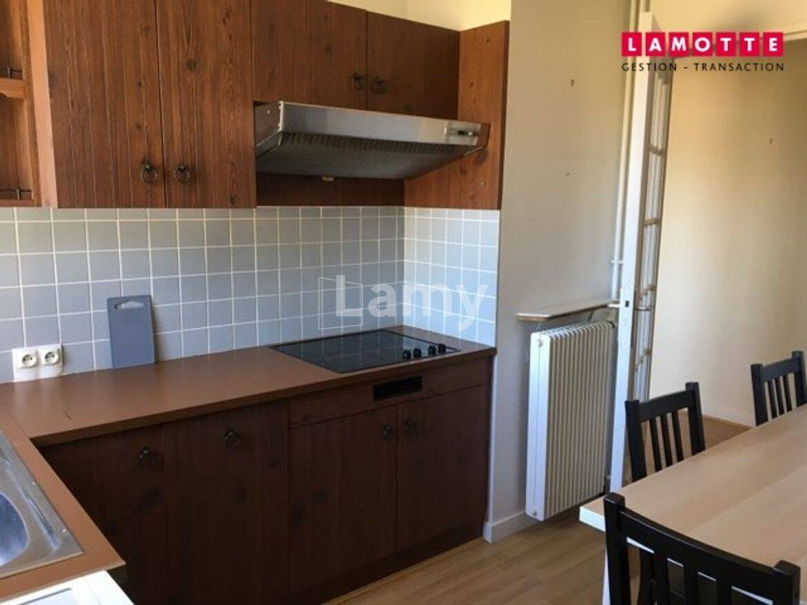 Appartement 1 pièce 10 m² · à Rennes · 10,2 m² · 444 €