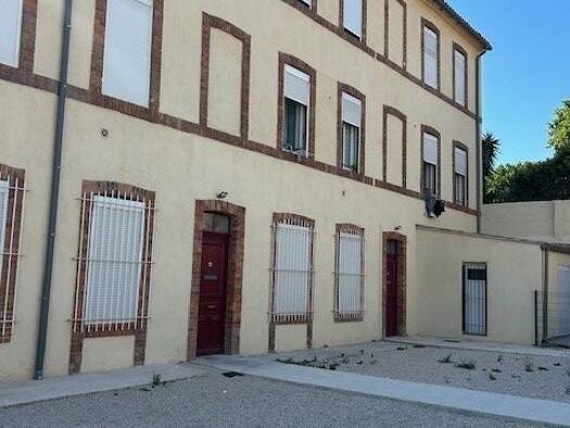 Immeuble à vendre 920 000 € 600 m² Saint Henri Marseille 16ème arrondissement 13016