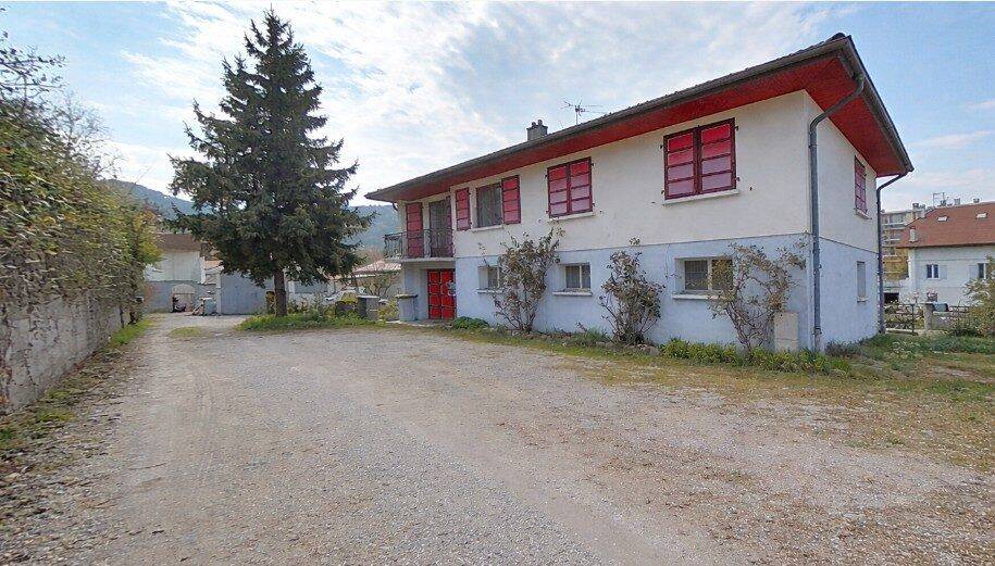 Maison 5 pièces 92 m² · à Vétraz-Monthoux · 92 m² · 430 000 €