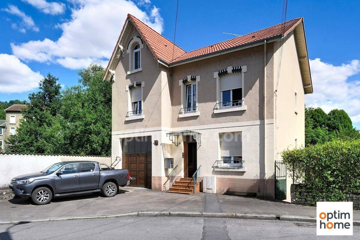 Maison 9 pièces 198 m² · à Longuyon · 198 m² · 299 000 €