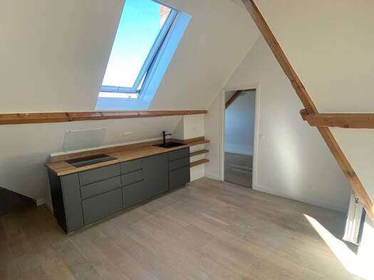 Duplex à louer - Première occupation 1 700 € 3 pièces 2 chambres 59 m² Étage 2/3 Clagny-Glatigny Versailles 78000