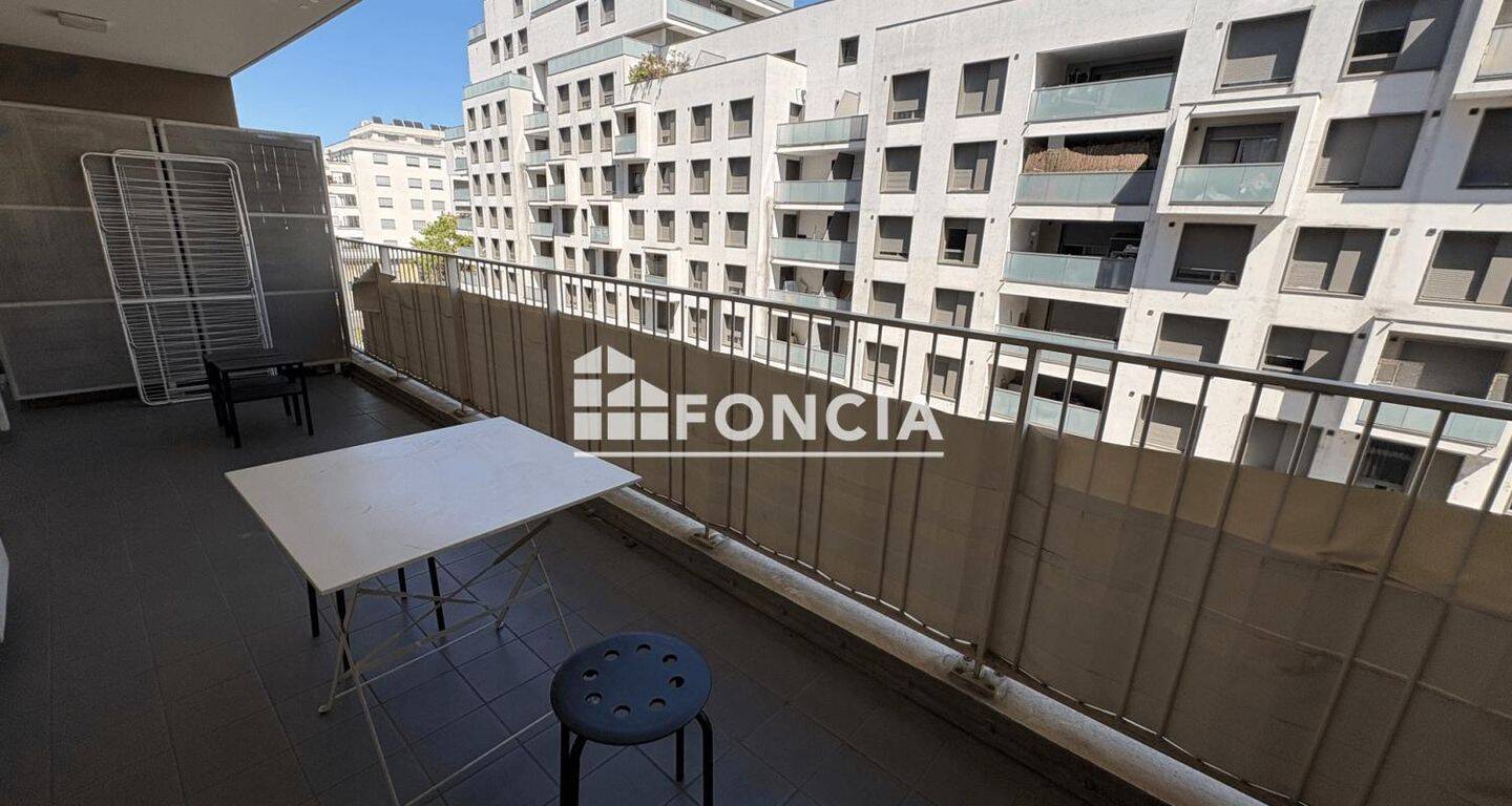 Appartement 2 pièces 44 m² · à Lyon 8ème Arrondissement · 43,8 m² · 925 €
