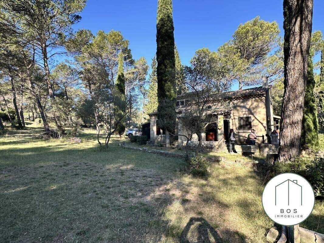 Maison 3 pièces 81 m² · à Saint-Étienne-du-Grès · 81 m² · 399 000 €