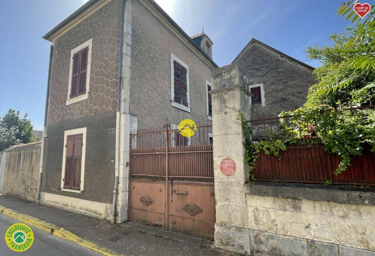 Maison 5 pièces 106 m² · à Lignières · 106 m² · 47 000 €