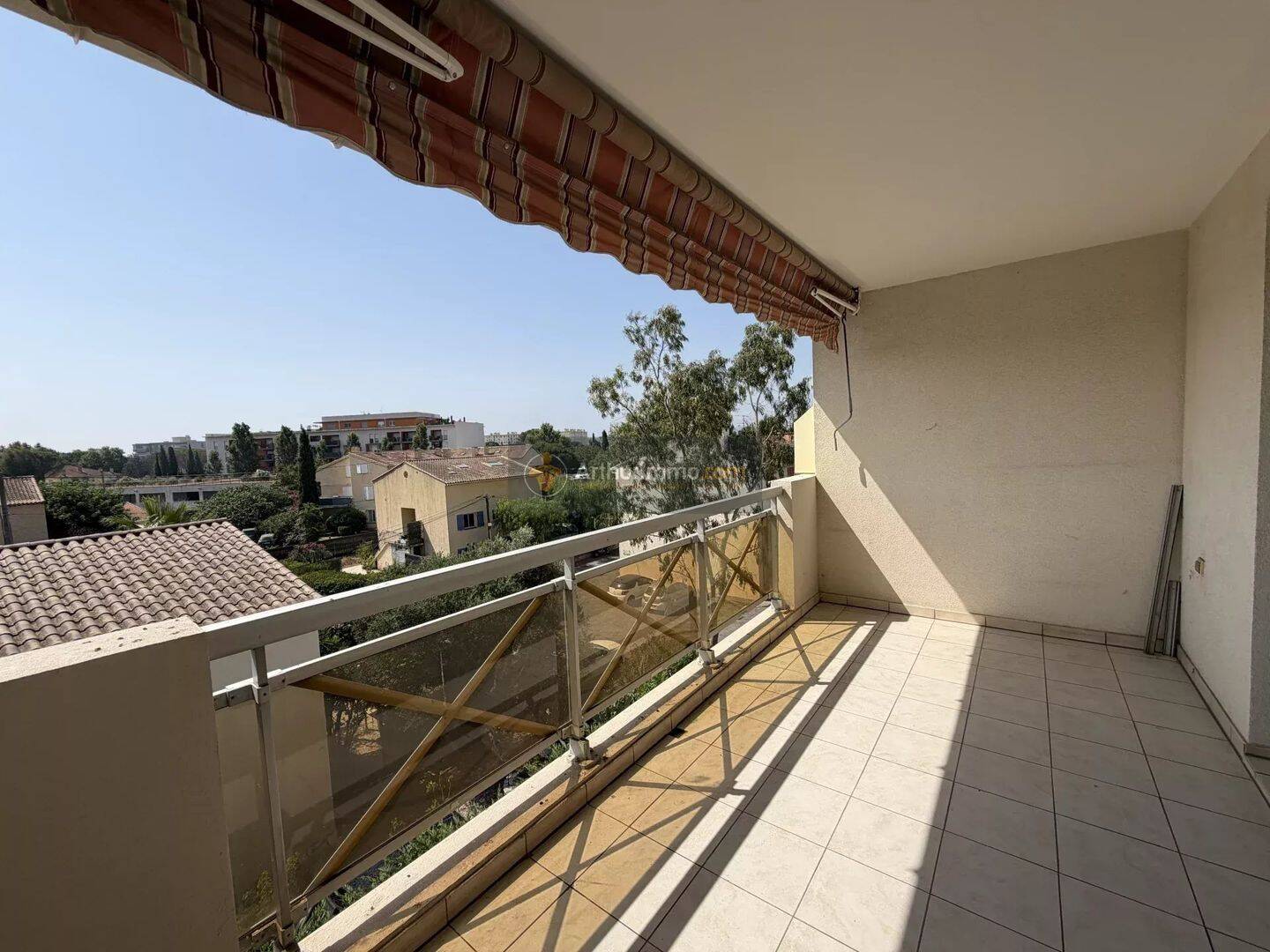 Appartement 3 pièces 63 m² · à Fréjus · 63,2 m² · 964 €