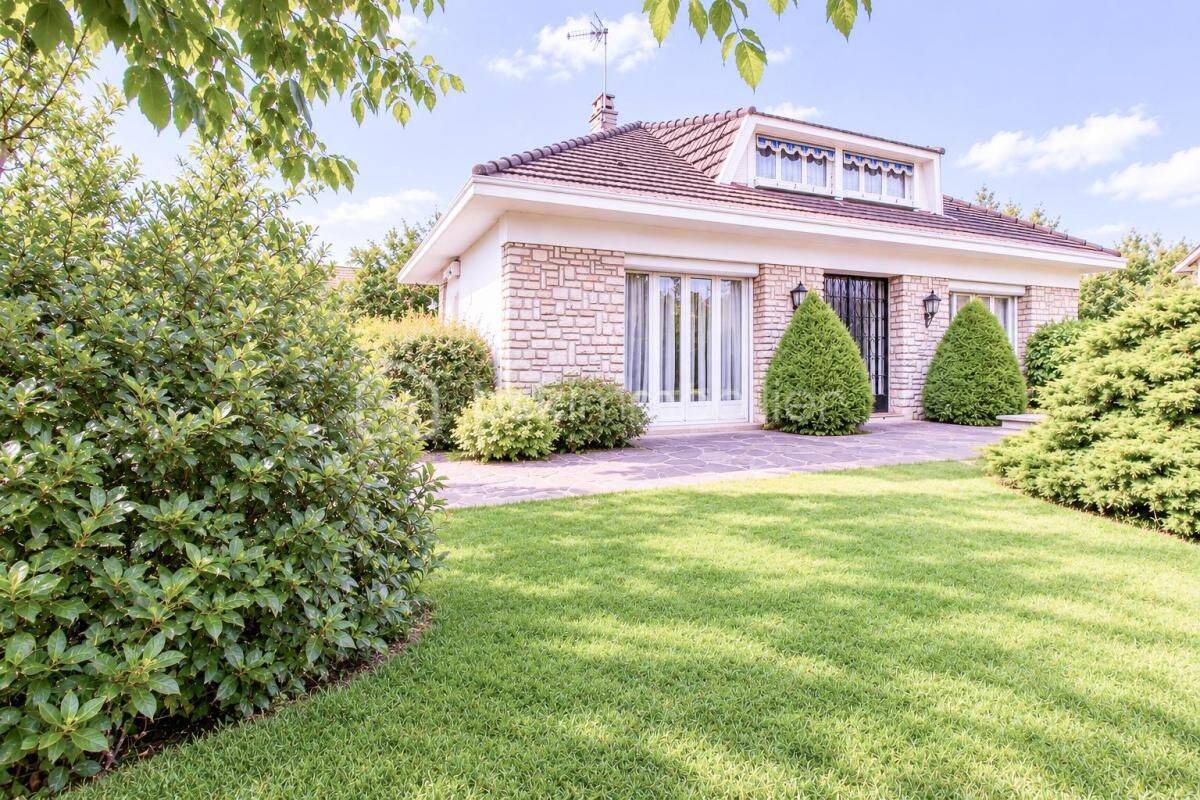 Maison 5 pièces 144 m² · à Viry-Châtillon · 144 m² · 417 000 €