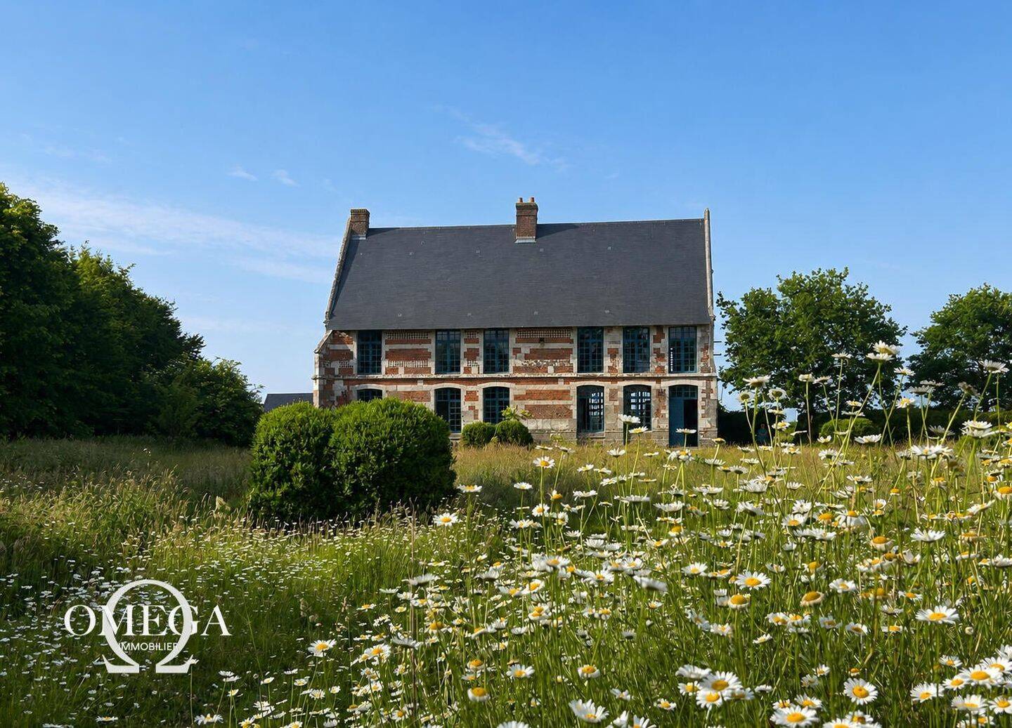 Maison 9 pièces 310 m² · à Terres-de-Caux · 310 m² · 661 000 €