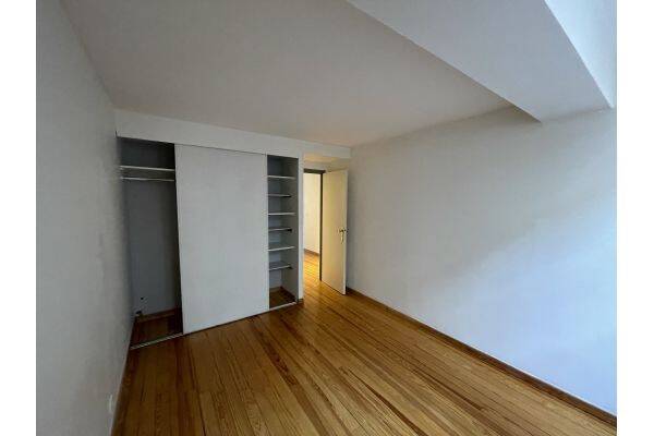Bel appartement de 2 pièces d'environ 60 m² - rue des filatier — 4