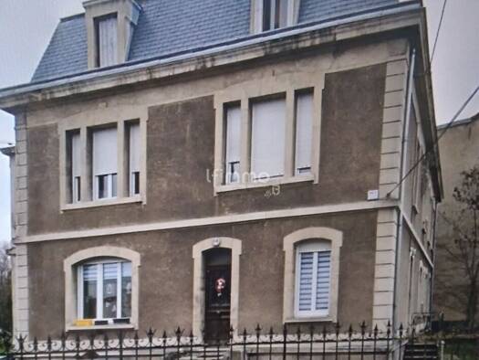 Appartement à louer 975 € 6 pièces 4 chambres 135 m² Étage 1/2 Pagny-sur-Moselle 54530