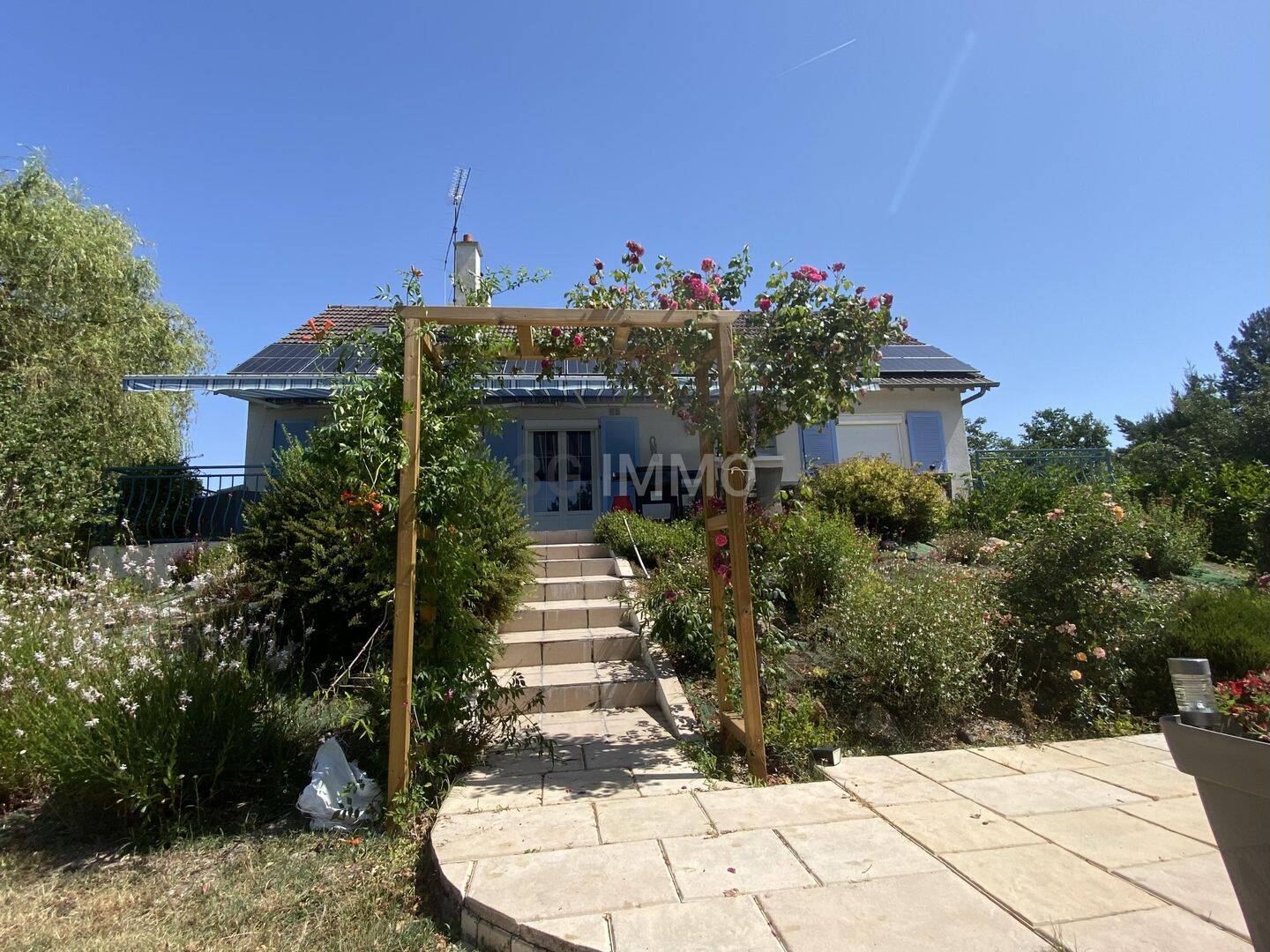 Maison 7 pièces 160 m² · à Chevillon-sur-Huillard · 160 m² · 385 000 €