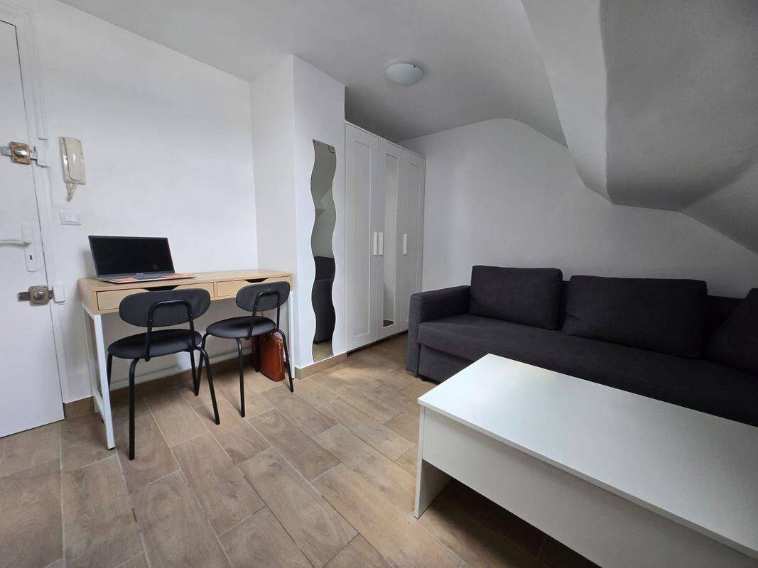 Appartement 2 pièces 14 m² · à Paris 5ème Arrondissement · 14 m² · 990 €/mois