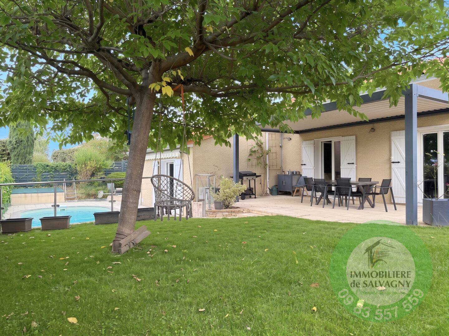Maison 7 pièces 147 m² · à La Tour-de-Salvagny · 147 m² · 620 000 €
