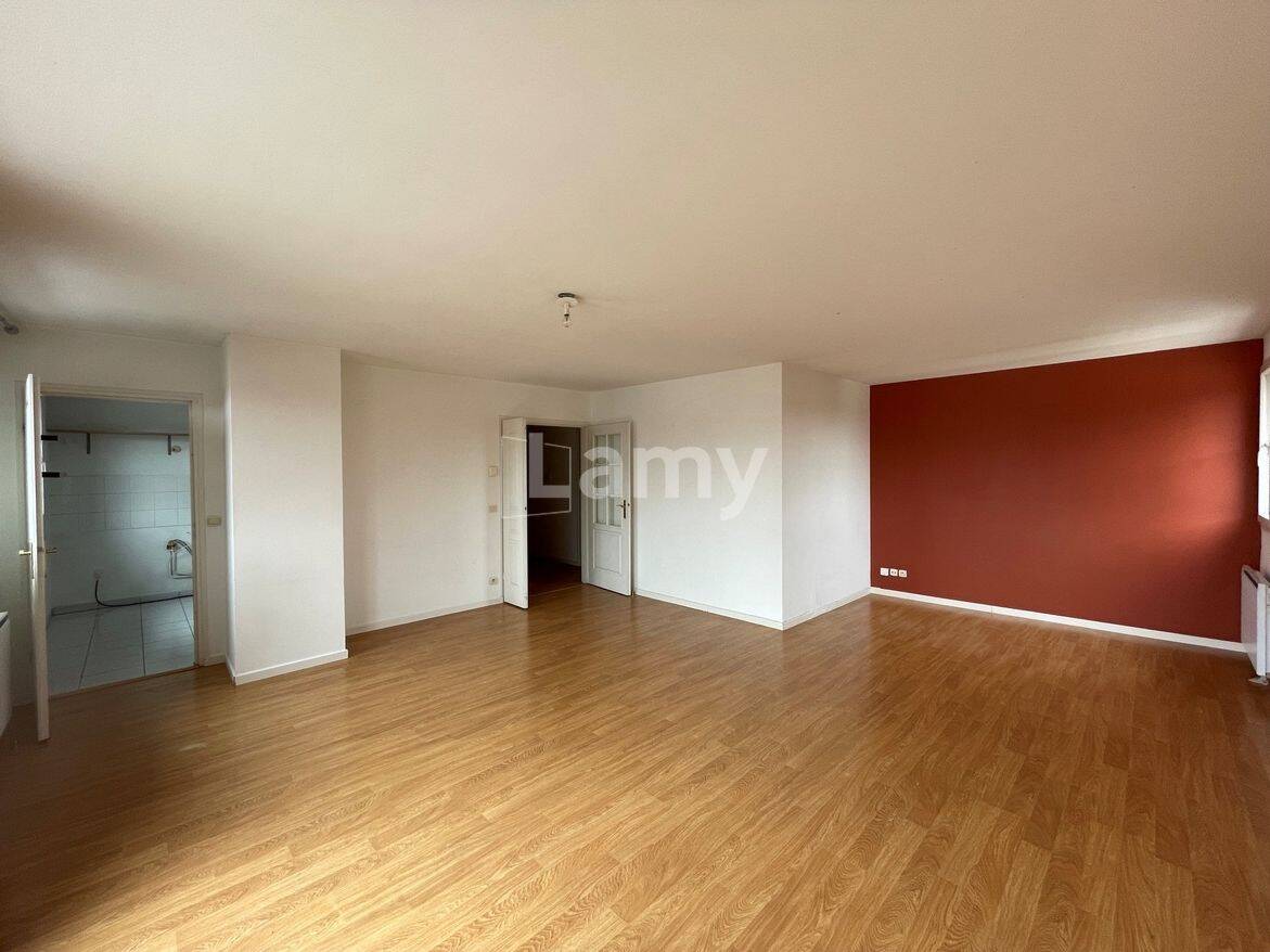 Appartement 4 pièces 93 m² · à Saint-André-lez-Lille · 93,1 m² · 1 250 €