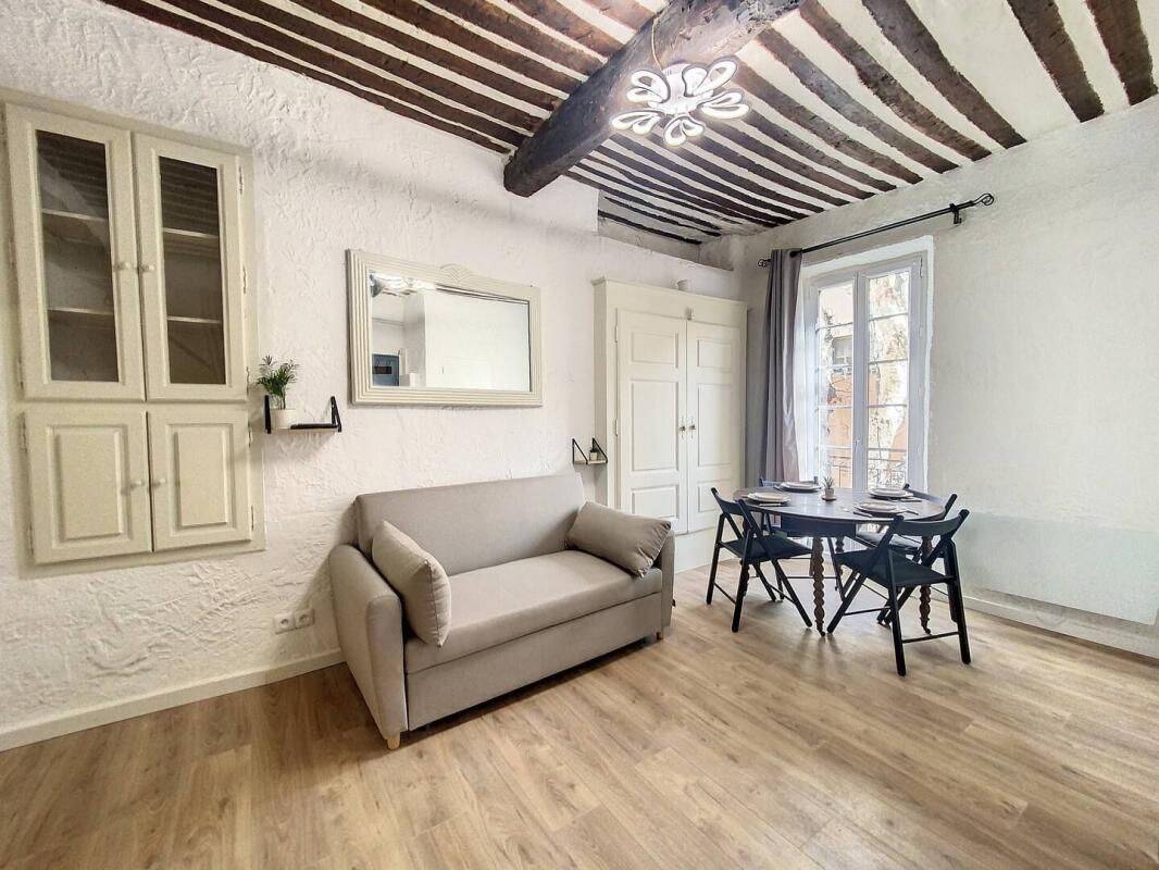 Appartement 1 pièce 26 m² · à Grasse · 26 m² · 650 €/mois