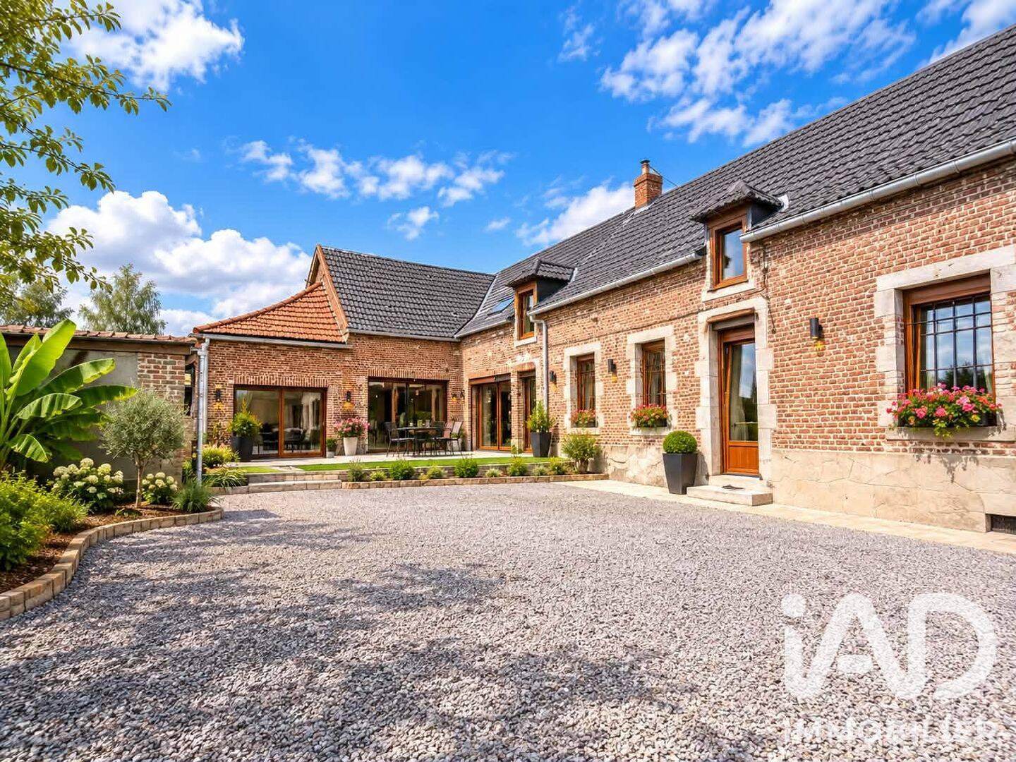 Maison 6 pièces 215 m² · à Frasnoy · 215 m² · 279 000 €