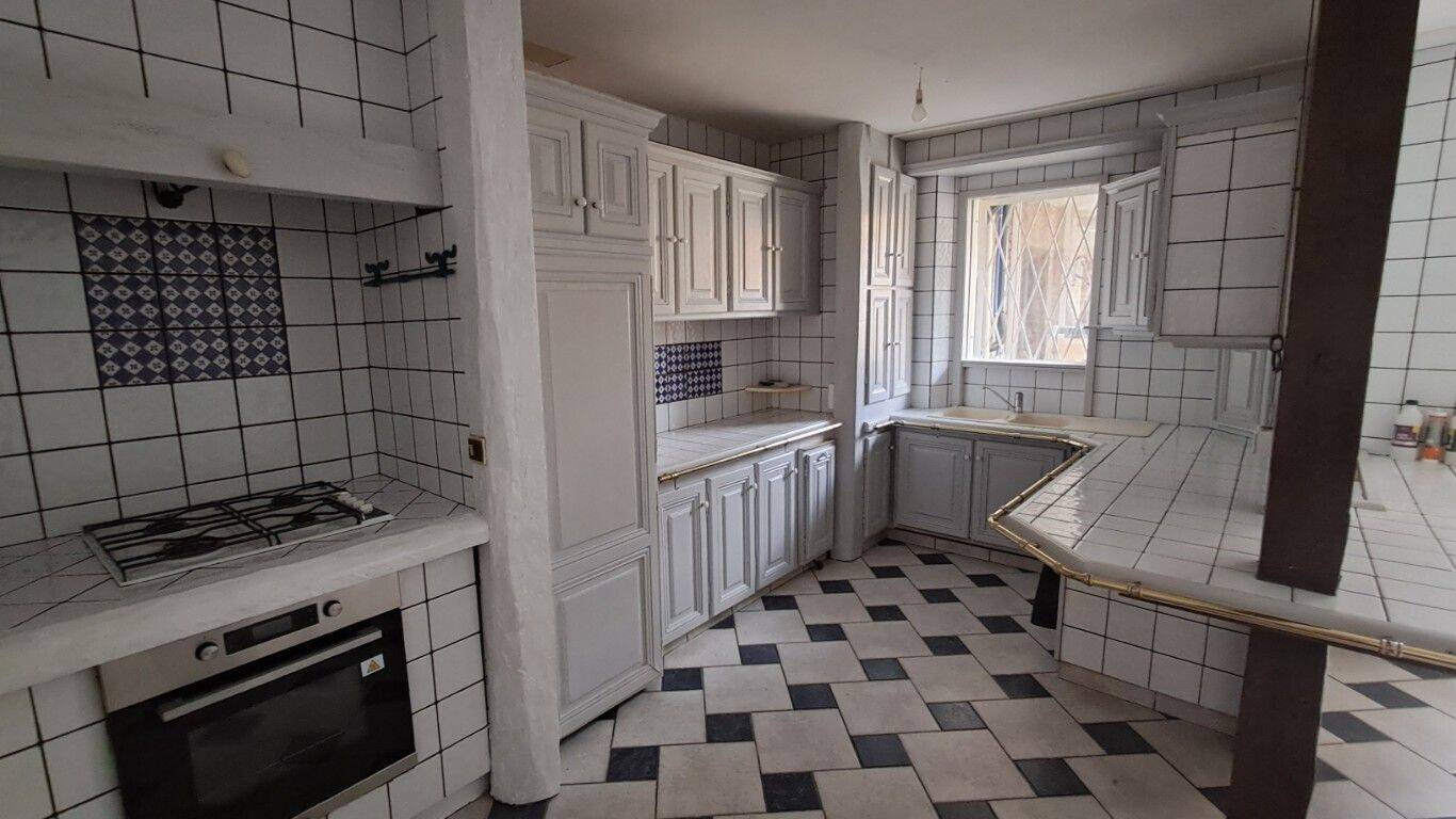 Appartement 4 pièces 119 m² · à Liancourt · 118,7 m² · 950 €/mois