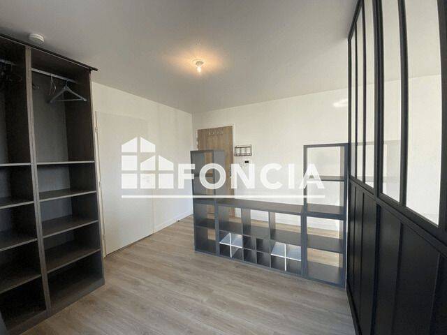 Appartement 1 pièce 32 m² · à La Rochelle · 32,3 m² · 567 €