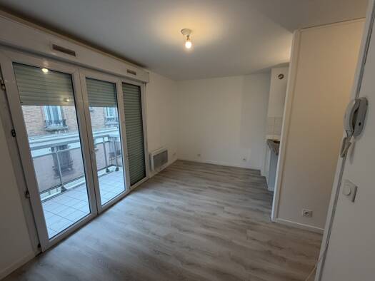 Appartement à louer 650 € 1 pièce 20 m² Étage 1/4 Villiers-le-Bel 95400