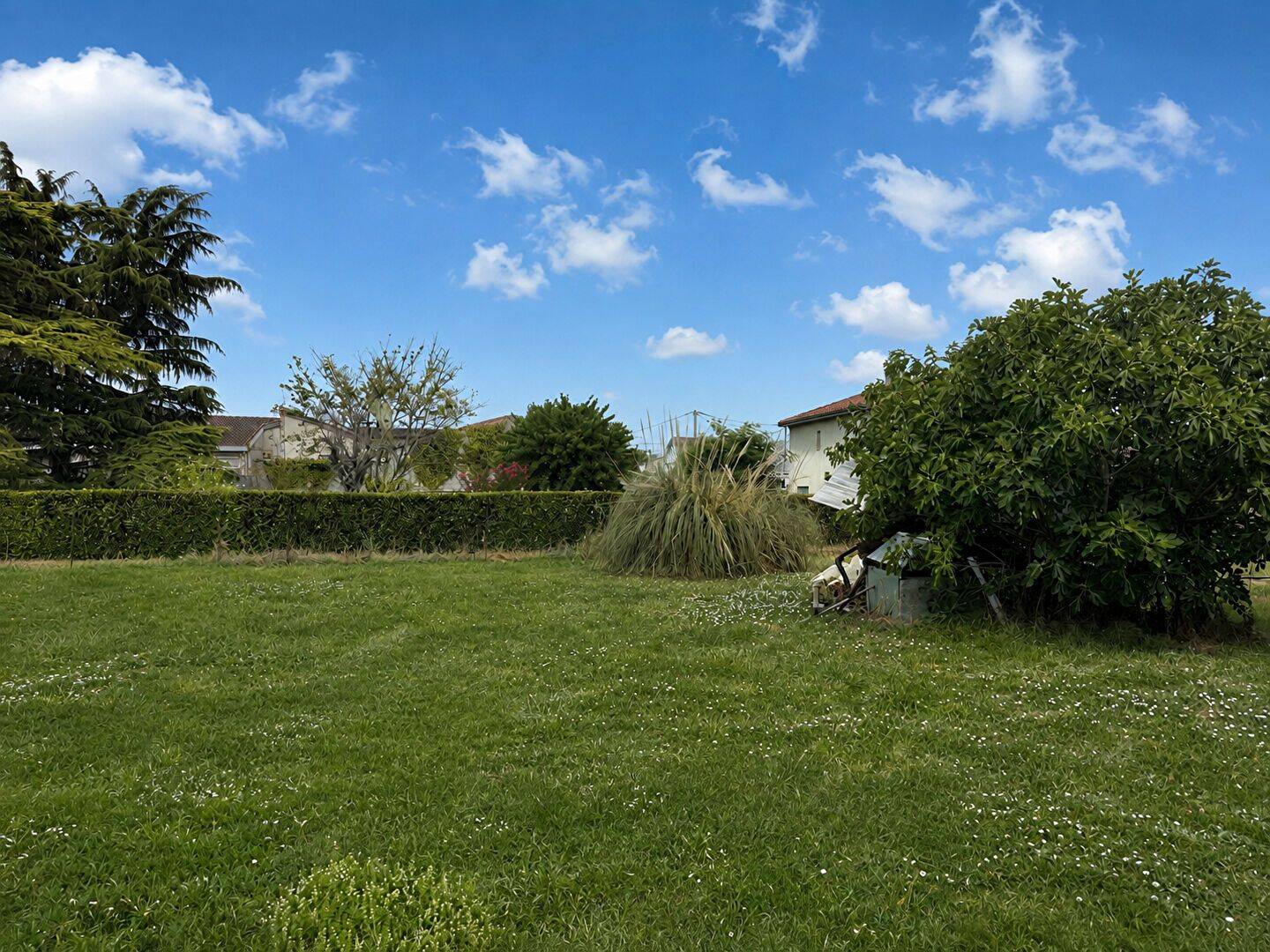 Terrain de 331 m² à Boé - photo 2