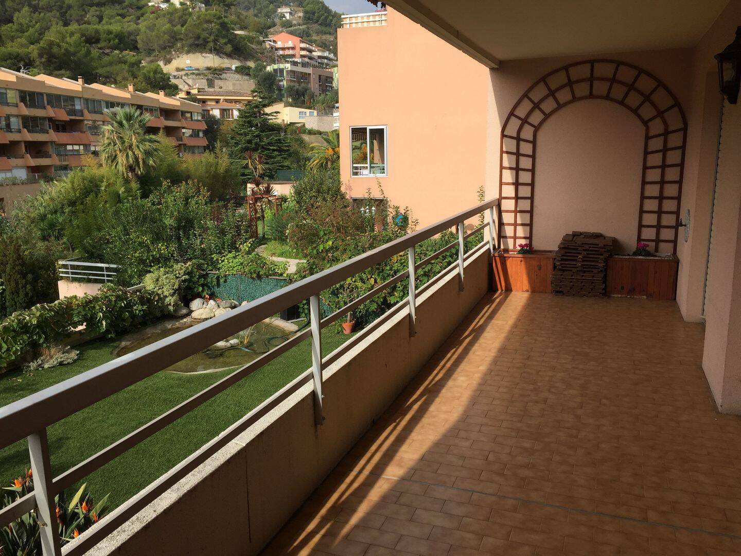 Appartement 2 pièces 46 m² · à Menton · 46 m² · 940 €