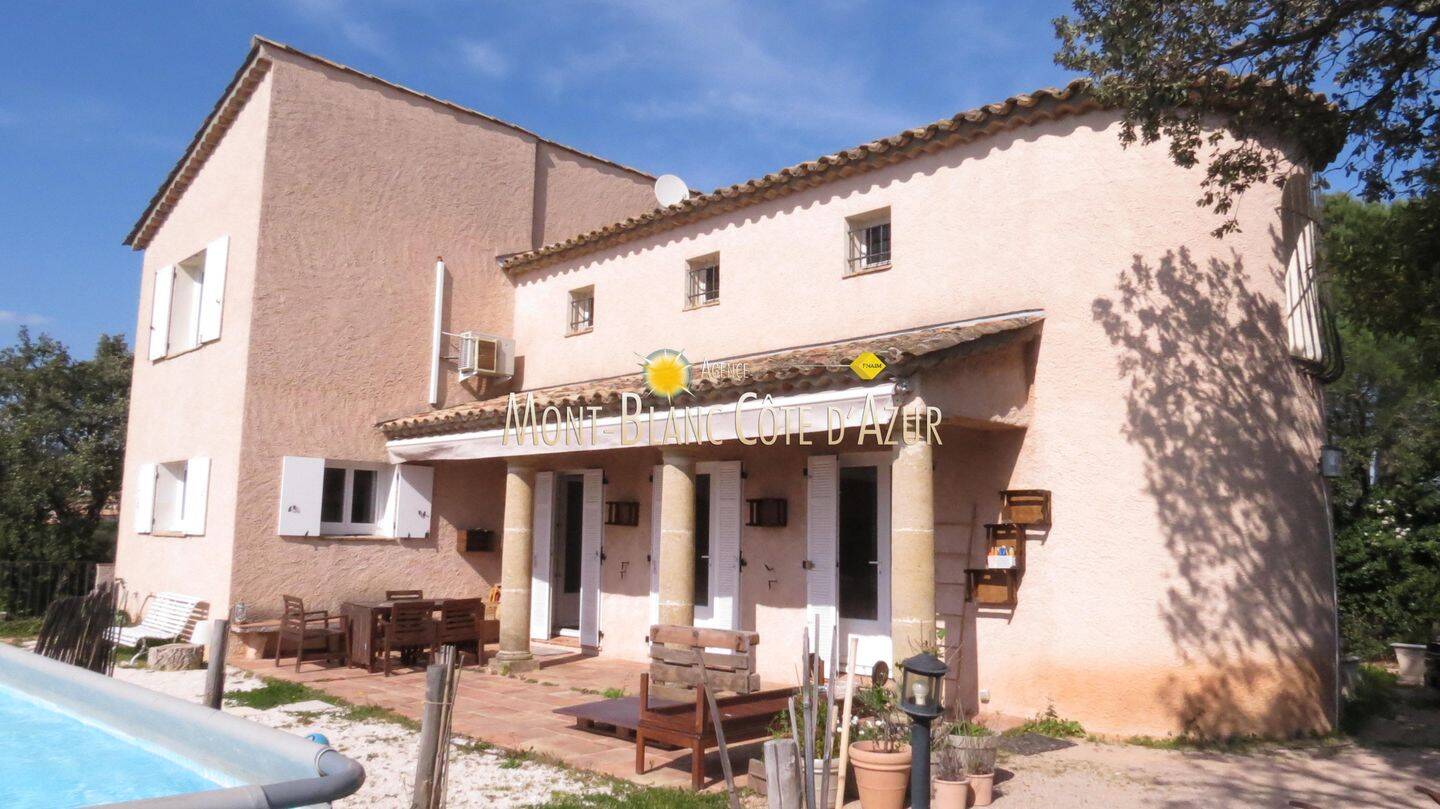 Maison 7 pièces 182 m² · à Sainte-Maxime · 181,6 m² · 2 000 €/mois