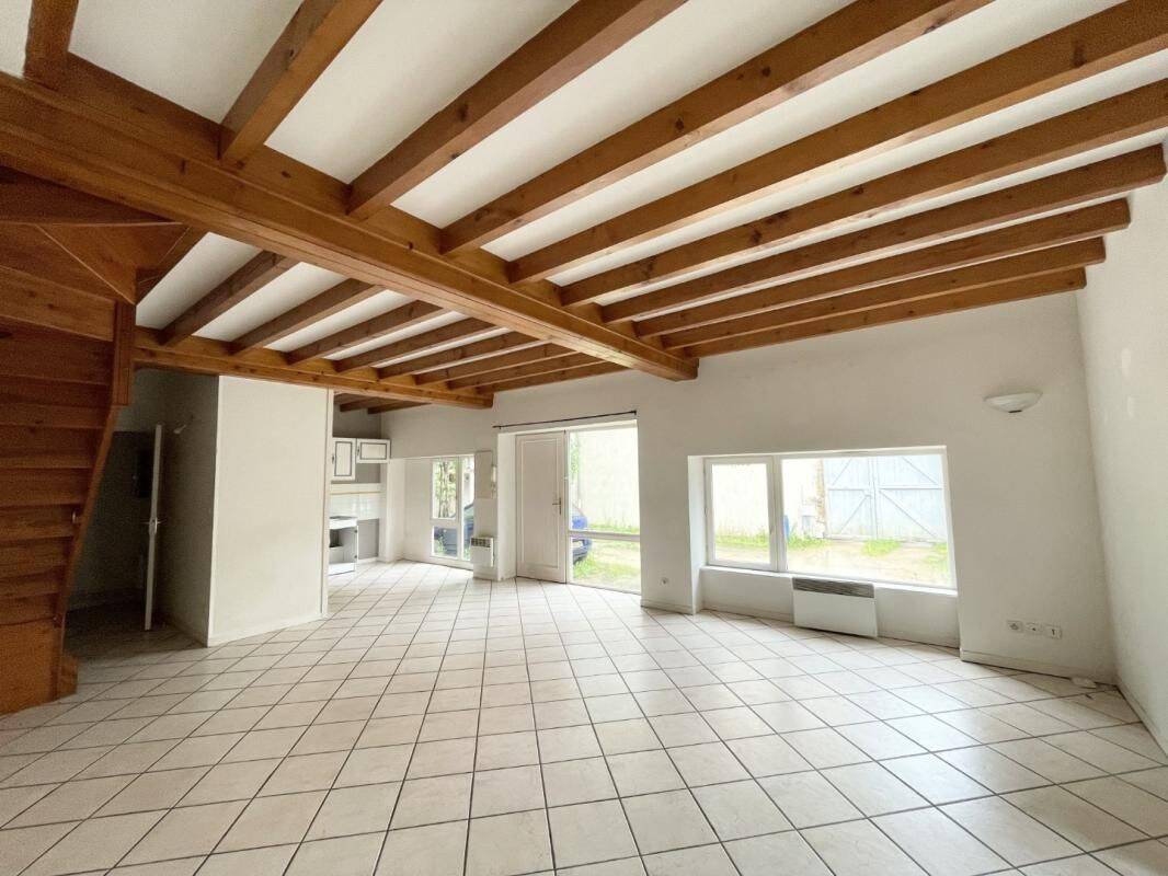 Maison 4 pièces 84 m² · à Belleville-en-Beaujolais · 84 m² · 925 €/mois